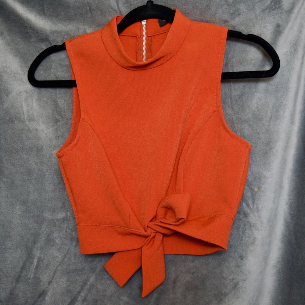 Front-Tie Sleeve-Less Top